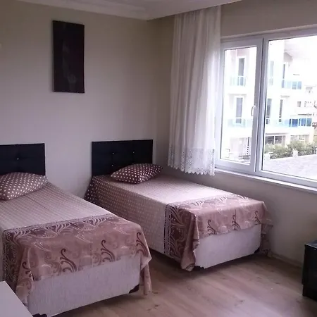 Guest house Lara Konuk Evi