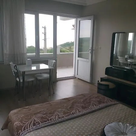 Lara Konuk Evi ゲストハウス