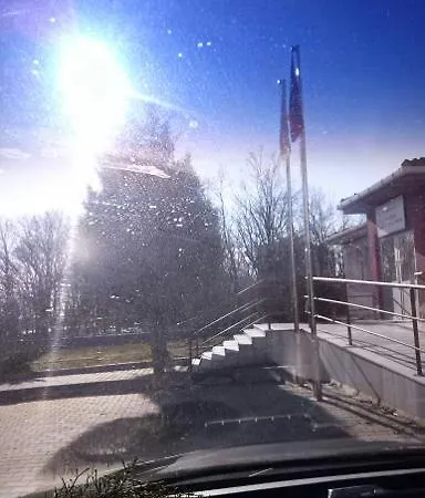 Lara Konuk Evi