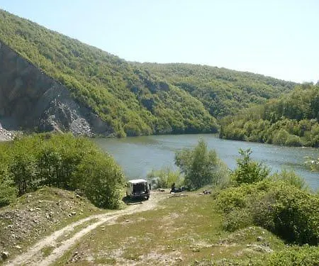 Lara Konuk Evi Vize