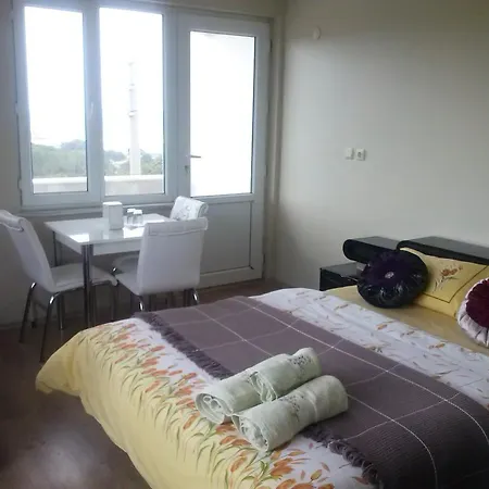 Lara Konuk Evi 3* Vize
