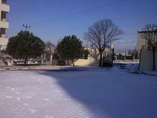 Pensionat Lara Konuk Evi 3*